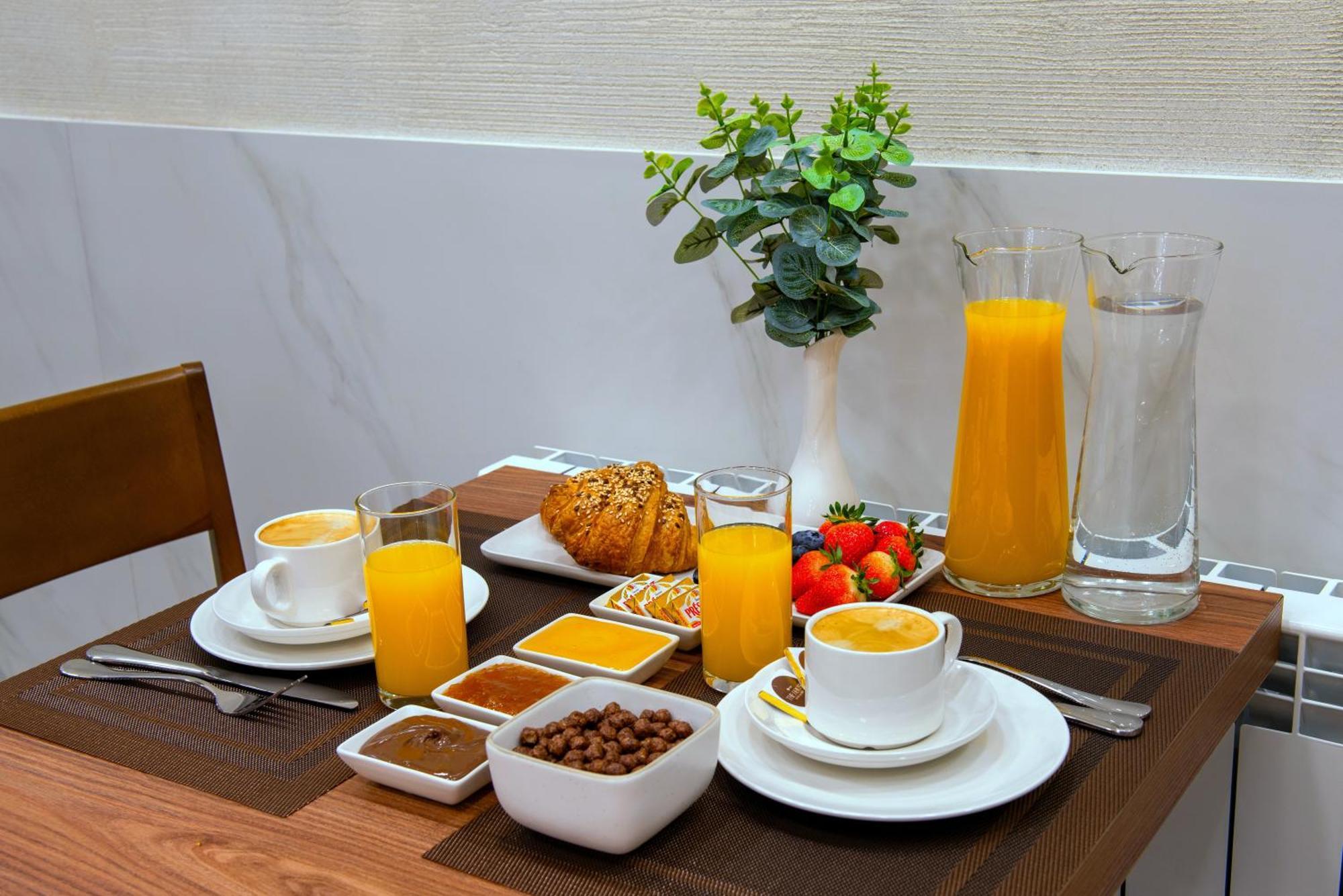 The House Hotel Erevan Exterior foto