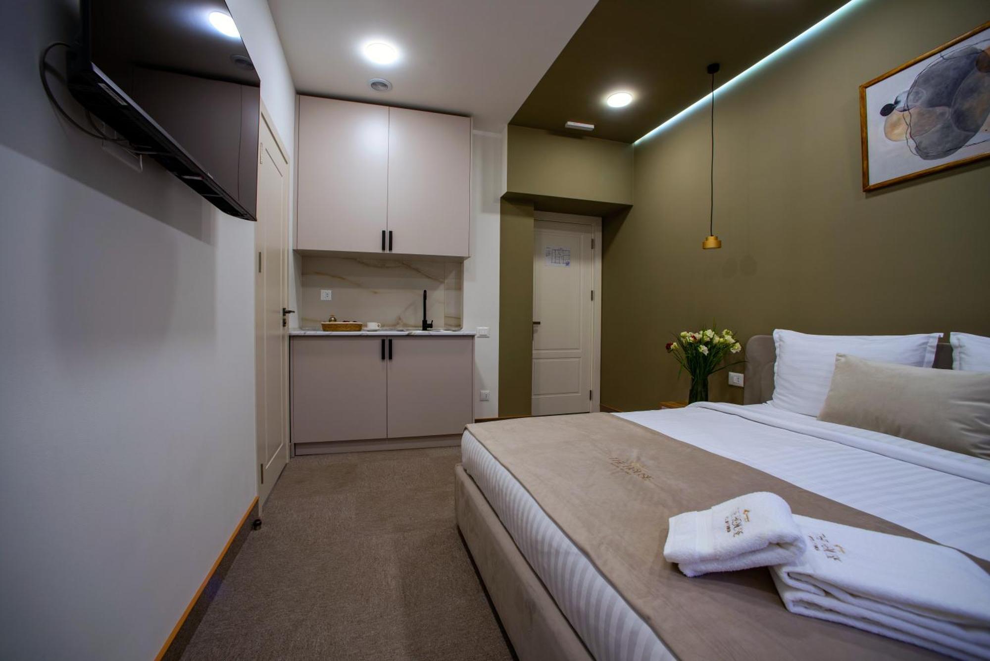 The House Hotel Erevan Exterior foto