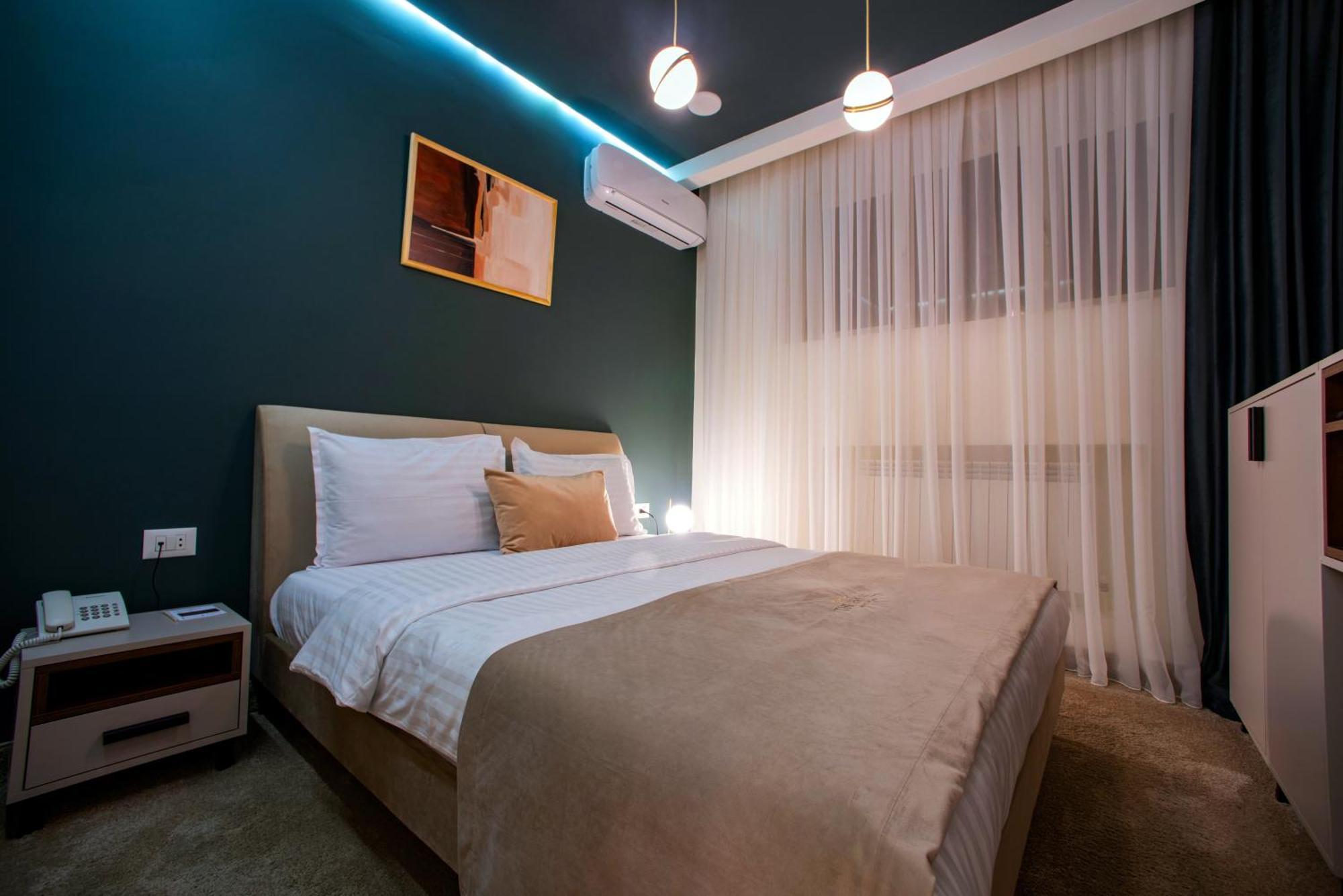 The House Hotel Erevan Exterior foto