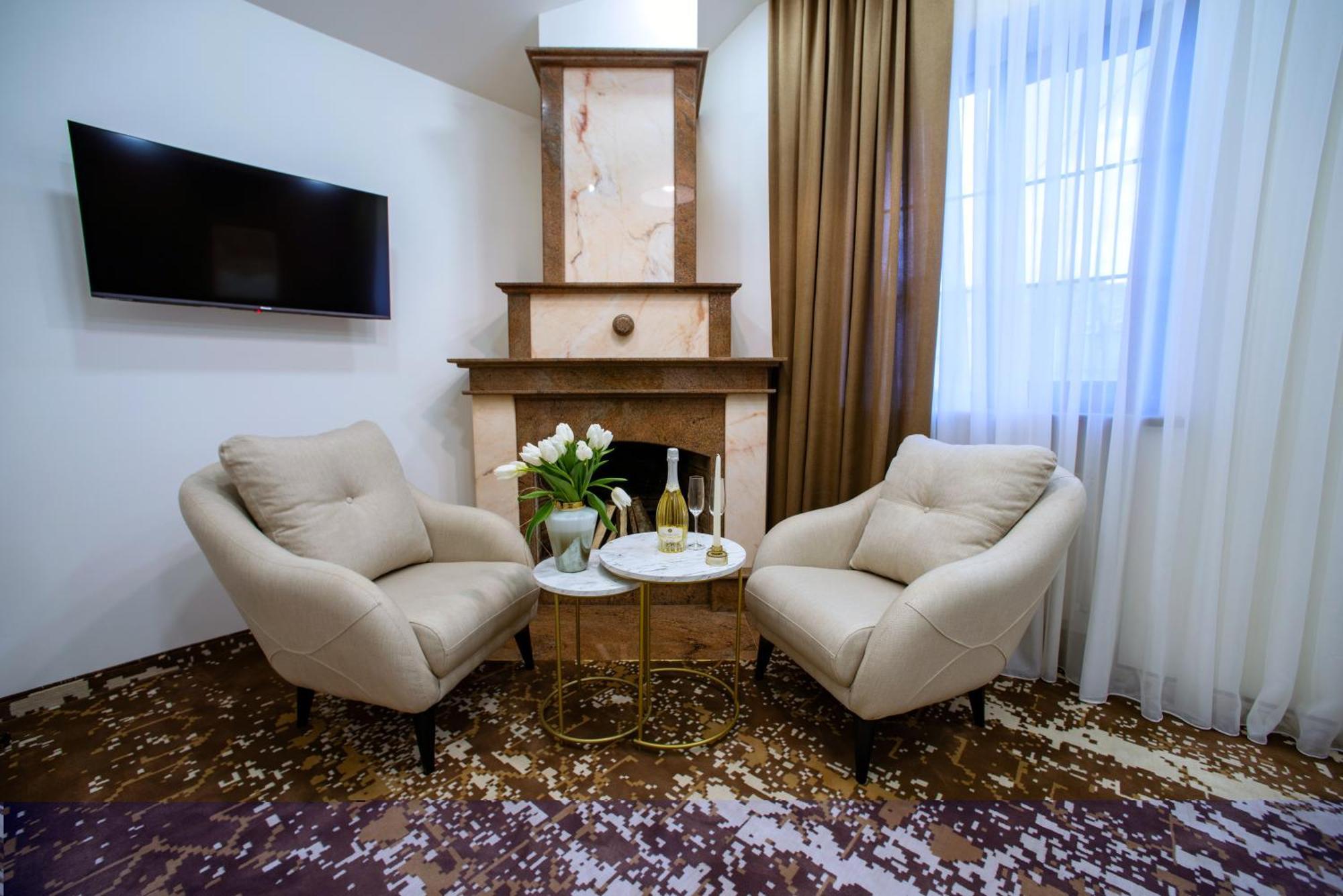 The House Hotel Erevan Exterior foto