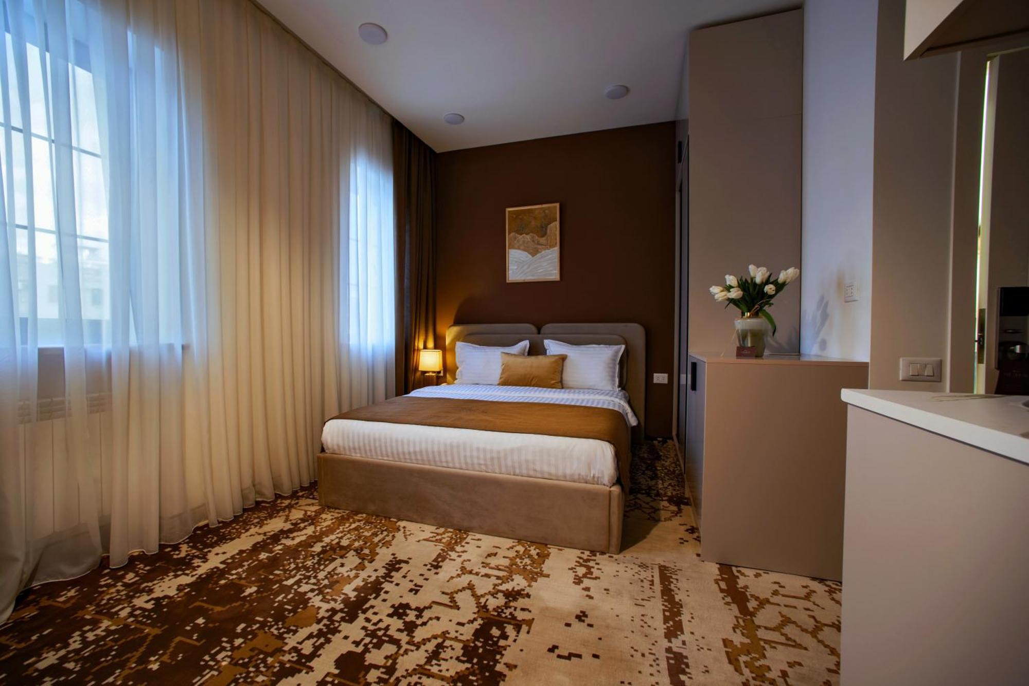 The House Hotel Erevan Exterior foto